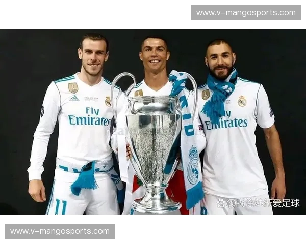 白色巨人的荣耀与矿工的逆袭：皇马vs沙尔克04，那段被星光与汗水点燃的欧冠岁月